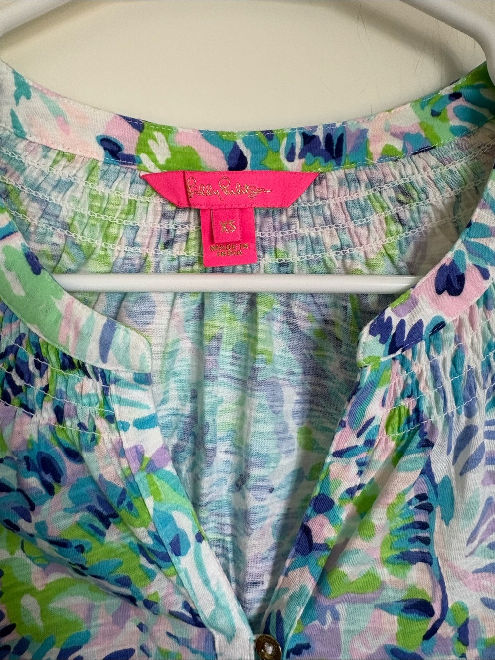 Lilly Pulitzer Women’s Essie Tank Top With Button Front “Shell Of A Party” - XS - Picture 3 of 5
